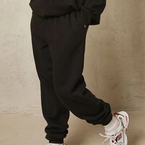 Boohoo black sweatpants